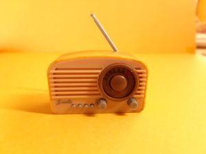 レトロ ラジオ マスコット