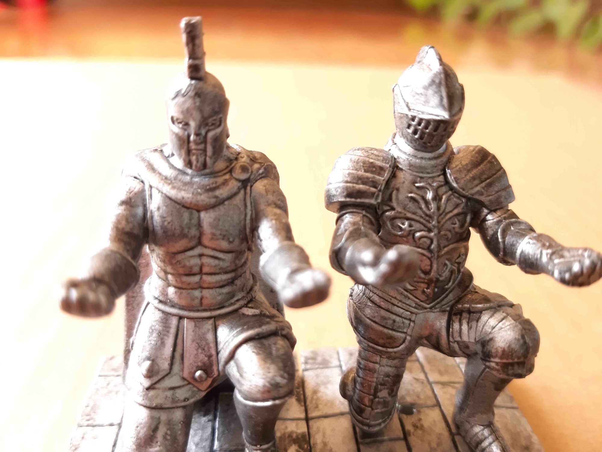 持て！持て！騎士